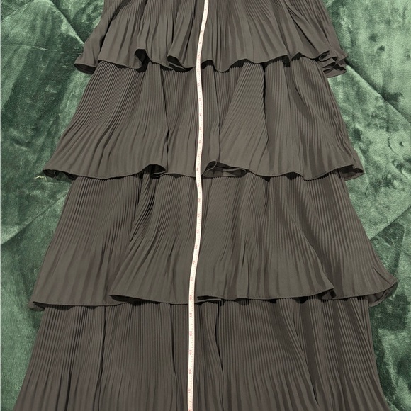 She + Sky Black Pleated Maxi Skirt - Picture 3 of 3